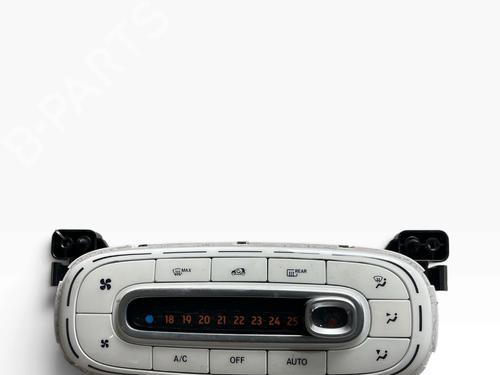 climate-control-smart-forfour-hatchback-453-2014-31925183 main image