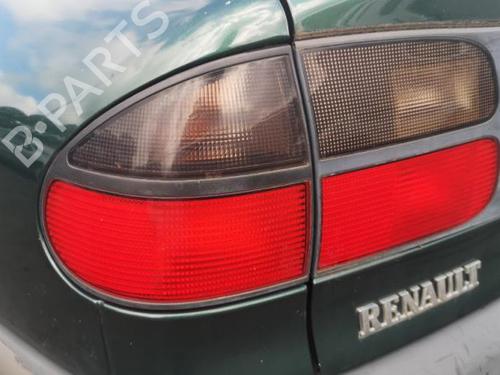 Right taillight RENAULT LAGUNA I (B56_, 556_) 2.2 D (B56F/2) | BP25524207C35 