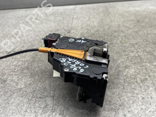 Front left lock OPEL CORSA E (X15) 1.4 (08, 68) | BP25572636C98 