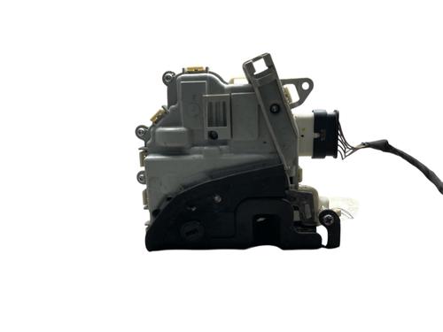 Rear left lock SEAT LEON (1P1) 1.6 TDI | BP25568069C100 