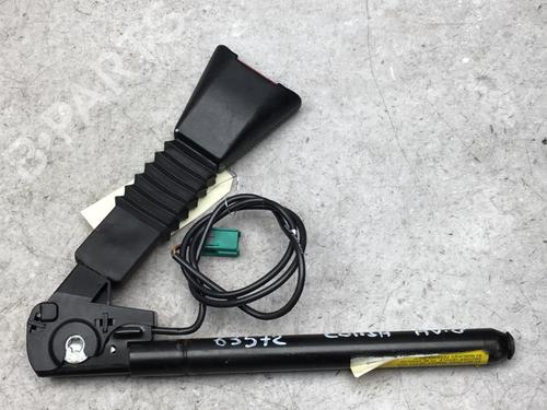 Gurtstraffer links vorne für OPEL CORSA C (X01) 1.7 DTI (F08, F68) (75 hp) 25556801