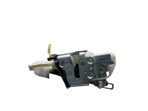 Used Front right lock Front right lock SUZUKI SWIFT III (MZ, EZ) 1.3 (RS413, ZC11S) (92 hp) 25566985 25566985