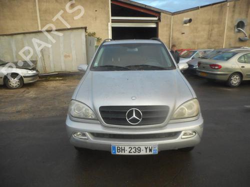 Højre baglygte MERCEDES-BENZ M-CLASS (W163) ML 270 CDI (163.113) | BP25582079C35 
