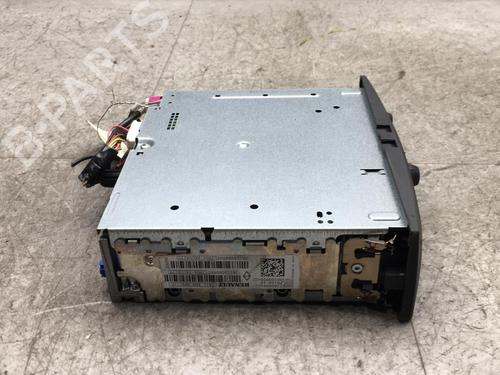Used Radio Radio 25566366 25566366