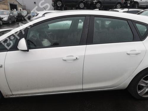 Left tailgate light OPEL ASTRA J (P10) 1.3 CDTI (68) | BP25561260C79 