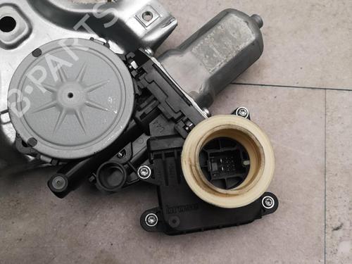Used Front left window mechanism TOYOTA YARIS (_P9_) 1.4 D-4D (NLP90_, NLP90R) (90 hp) 25519371