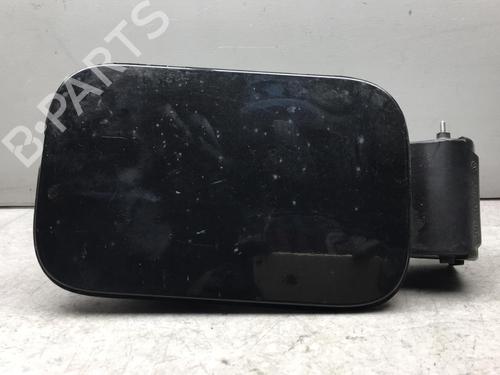 Używane Klapa wlewu paliwa RENAULT SCÉNIC II (JM0/1_) 1.5 dCi (JM1E, JM16) (106 hp) 25581965