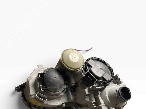 left-headlight-mercedes-benz-c-class-w203-2000-2001-2002-2003-2004-2005-2006-2007-40239179 main image