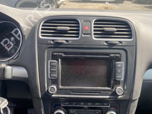 Radio VW GOLF VI (5K1) 1.6 TDI | BP28199720E6  - Image 9