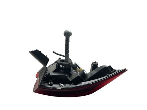 Used Right taillight Right taillight RENAULT CLIO V (B7_) 1.0 TCe 100 (B7MT) (101 hp) 25572378 25572378