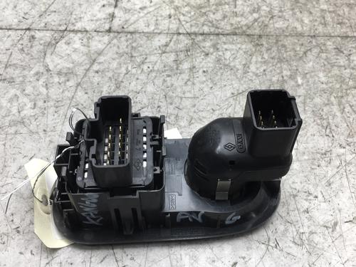 Used Left front window switch RENAULT KANGOO / GRAND KANGOO II (KW0/1_) 1.5 dCi 90 (KW05, KW08, KW0G, KW11) (90 hp) 25546129
