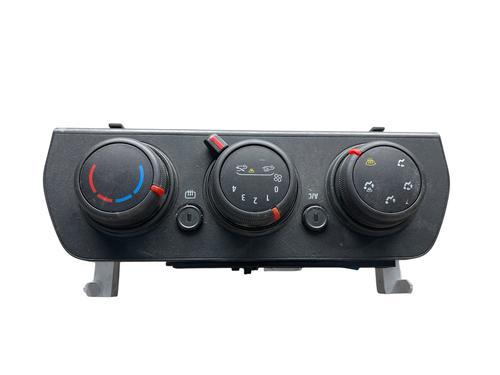 climate-control-dacia-sandero-iii-2021-25548490 main image