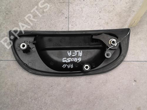 Używane Klamka zewnętrzna drzwi tylnych lewych ALFA ROMEO 147 (937_) 1.6 16V T.SPARK (937.AXA1A, 937.AXB1A, 937.BXB1A) (120 hp) 25585589