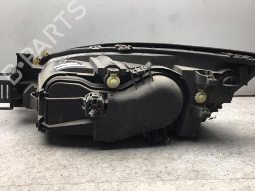 Used Right headlight FORD MONDEO III Saloon (B4Y) 1.8 16V (110 hp) 25555750