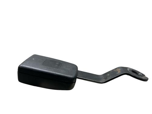 Used Seat buckle MERCEDES-BENZ VITO Van (W638) 110 CDI 2.2 (638.094) (102 hp) 25550355