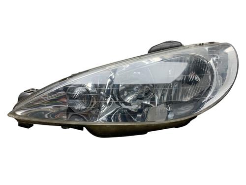 Faro izquierdo PEUGEOT 206 Hatchback (2A/C) 1.4 i (75 hp) 27584544