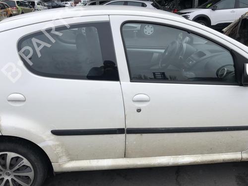 Front right lock PEUGEOT 107 (PM_, PN_) 1.4 HDi | BP25534176C97 