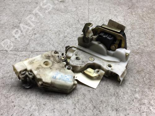 Rear right lock NISSAN TERRANO II (R20) 3.0 Di 4WD | BP25546770C99 