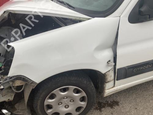 Front left lock CITROËN BERLINGO / BERLINGO FIRST Box Body/MPV (M_) 1.9 D 70 (MBWJZ, MCWJZ) | BP25568319C98 