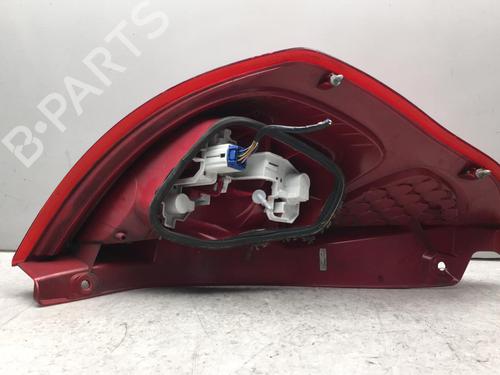 Rückleuchte Rechts für FORD FIESTA VI (CB1, CCN) 1.4 TDCi (70 hp) 25521021