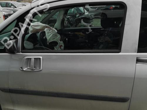 Right headlight PEUGEOT 1007 (KM_) 1.4 HDi | BP25580357C29 - Image 7