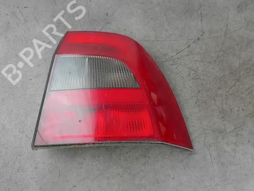 Used Right taillight OPEL VECTRA B (J96) 1.6 i 16V (F19) (100 hp) 25552723