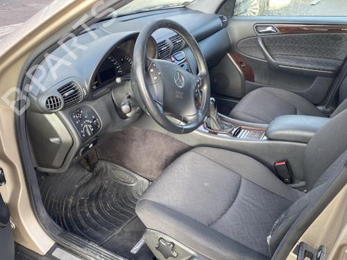 Høyre foran invendig håndtak MERCEDES-BENZ C-CLASS (W203) C 270 CDI (203.016) | BP25508923I14 