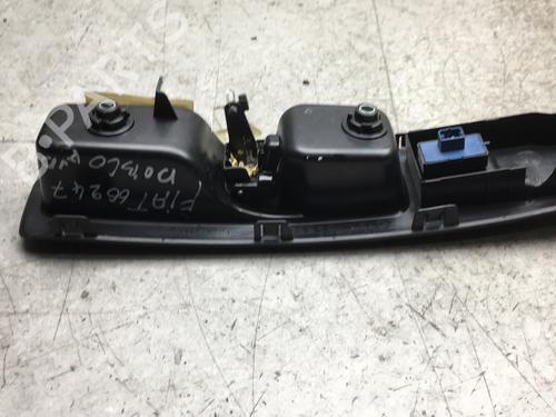 Used Right front window switch Right front window switch FIAT DOBLO Cargo (263_) 1.3 D Multijet (90 hp) 25570931 25570931