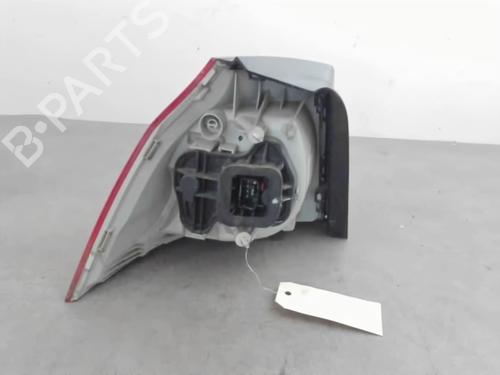 Højre baglygte VW GOLF V (1K1) 1.9 TDI (105 hp) 25577715