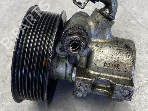 Used Steering pump Steering pump JEEP GRAND CHEROKEE II (WJ, WG) 3.1 TD 4x4 (140 hp) 25525414 25525414