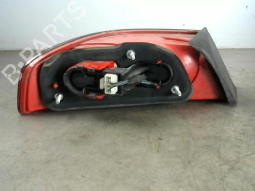 Høyre baklys ALFA ROMEO 159 (939_) 1.9 JTDM 16V (939AXC1B, 939AXC12) (150 hp) 25560455