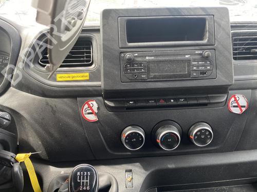 Front left interior door handle RENAULT MASTER III Van (FV) 2.3 dCi 135 FWD (FV0N, FV08, FV06, FV00, FV1S) | BP25557621I13  - Image 18