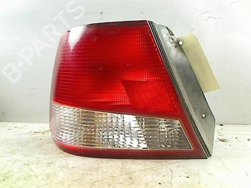 Used Left taillight HYUNDAI ACCENT II (LC) 1.3 (86 hp) 25582457