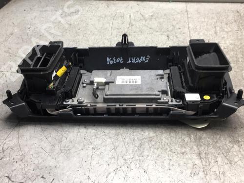 Used Display monitor Display monitor PEUGEOT EXPERT Van (V_) 2.0 BlueHDi 120 (122 hp) 25573331 25573331