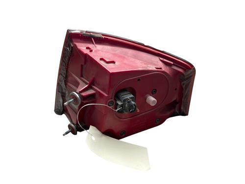 left-taillight-audi-a8-d3-4e2-4e8-2002-2003-2004-2005-2006-2007-2008-2009-2010-27519281 main image