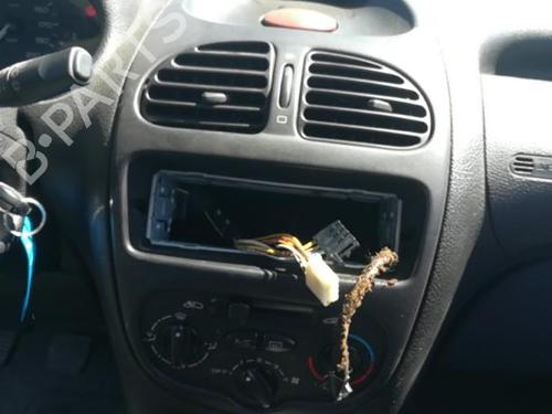 Steering column stalk PEUGEOT 206 Hatchback (2A/C) 1.9 D | BP25577548I23 
