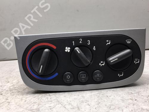 Airco bedieningspaneel OPEL CORSA C (X01) 1.3 CDTI (F08, F68) (70 hp) 25532788