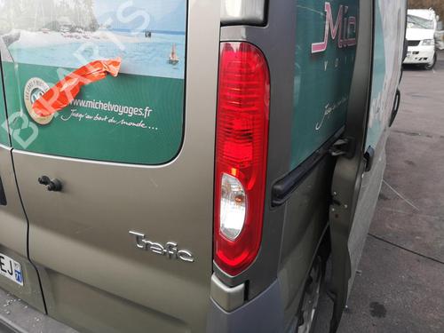 Left headlight RENAULT TRAFIC II Bus (JL) 2.0 dCi 90 | BP25554189C28 