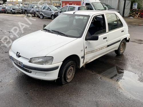 Front right seatbelt PEUGEOT 106 II (1A_, 1C_) 1.1 i | BP25510185I25