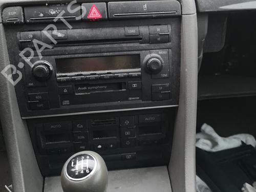 Høyre bak utvendig håndtak AUDI A4 B6 Avant (8E5) 1.9 TDI | BP25561171C130 