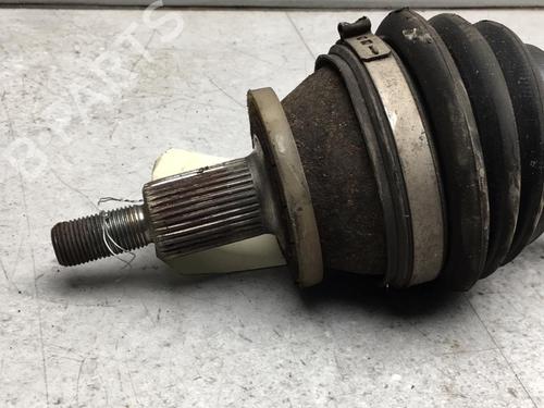 Used Right front driveshaft VW FOX Hatchback (5Z1, 5Z3, 5Z4) 1.2 (55 hp) 25575682