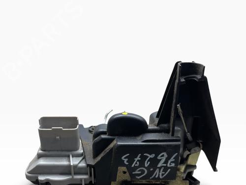 front-left-lock-peugeot-307-break-3e-2002-2003-2004-2005-2006-2007-2008-2009-31998698 main image