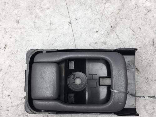 Used Front left interior door handle Front left interior door handle NISSAN MICRA II (K11) 1.0 i 16V (K11) (54 hp) 25533263 25533263