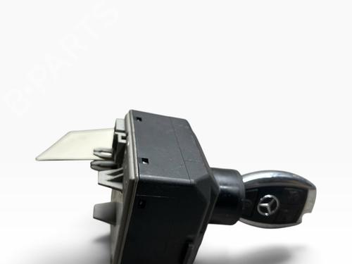 ignition-barrel-mercedes-benz-cla-coupe-c117-2013-2014-2015-2016-2017-2018-2019-33237763 main image