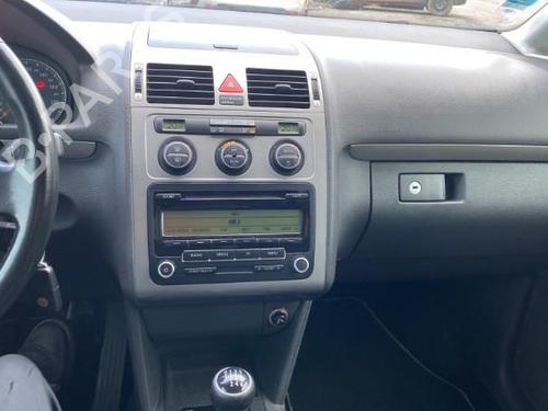Venstre bak beltestrammer VW TOURAN (1T1, 1T2) 2.0 TDI 16V | BP25572623C89 