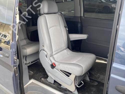 Left sun visor MERCEDES-BENZ VITO Bus (W639) 109 CDI (639.701, 639.703, 639.705) | BP25545782I1  - Image 19
