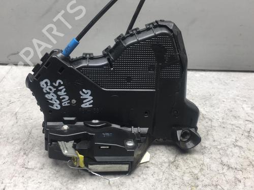 Used Front left lock TOYOTA AURIS (_E15_) 1.4 D-4D (NDE150_, NDE150R) (90 hp) 25556362