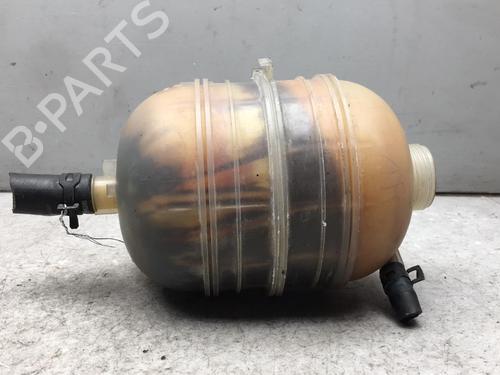 Ekspansjonstank PEUGEOT 206 Hatchback (2A/C) 1.6 16V (109 hp) 25538694
