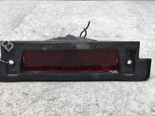Used Third brake light LAND ROVER DISCOVERY II (L318) 2.5 Td5 4x4 (139 hp) 25521848