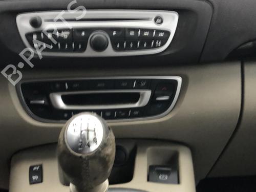 Starter RENAULT SCÉNIC III (JZ0/1_) 1.9 dCi (JZ0J, JZ1J, JZ1K, JZ1S) | BP25530775M8 